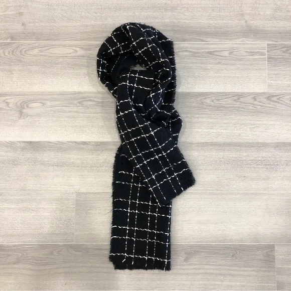 Tweed Look Scarf - Picture 3 of 7